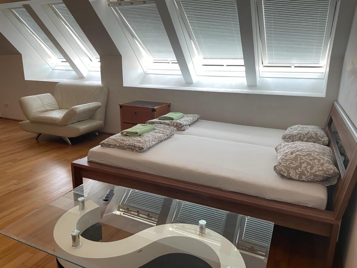 Rooftop Room 2 Вена Экстерьер фото