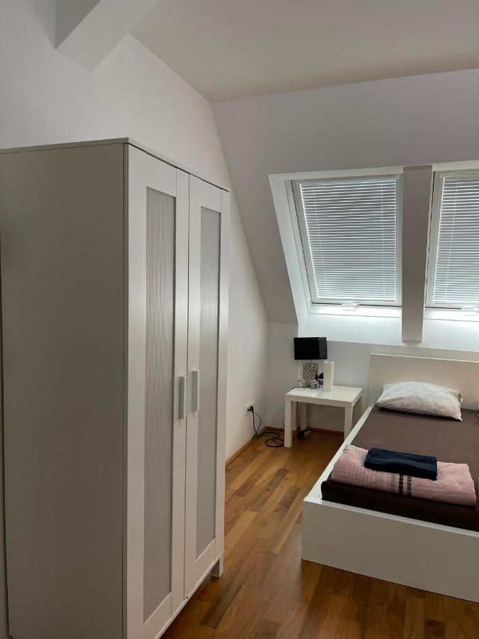 Rooftop Room 2 Вена Экстерьер фото